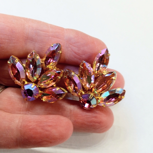 Stunning Set Vintage Rhinestone Brooch And Earrings - Picture 5 of 6